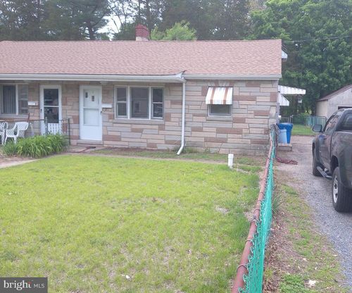 3 1st Ave, PEMBERTON, NJ, 08068-1914 | Card Image