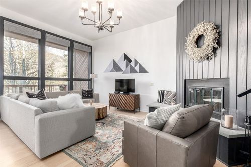 110-37 Tally Ho Ct, DILLON, CO, 80435-8327 | Card Image