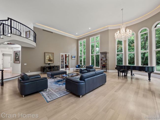10-web-or-mls-P2266190.jpg | Image 9
