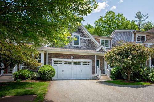 79-79 Spring Meadow Ln, Hanover, MA, 02339-2135 | Card Image