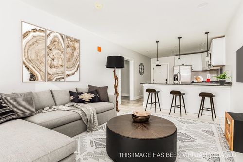 7 Hannaford Dr, York, ME, 03909-1667 | Card Image