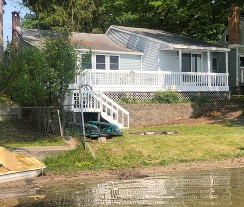 14402 90th Ave, Mecosta, MI, 49332-9594 | Card Image