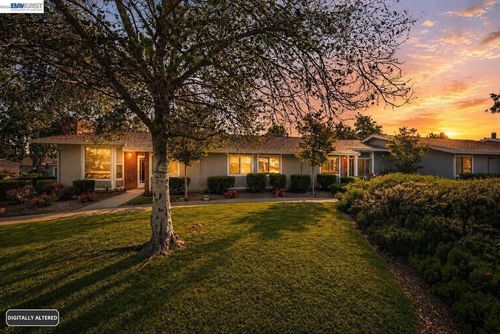 835 Royal Ann Lane, Concord, CA, 94518 | Card Image