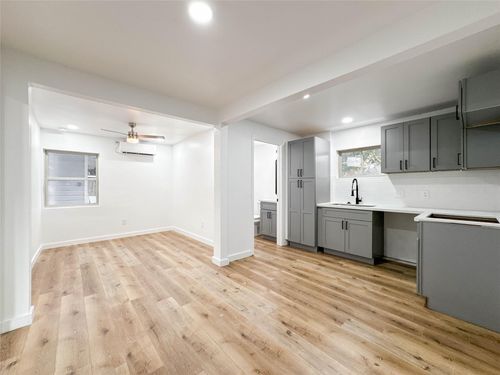 1b-2223 N San Antonio Avenue, Pearland, TX, 77581 | Card Image