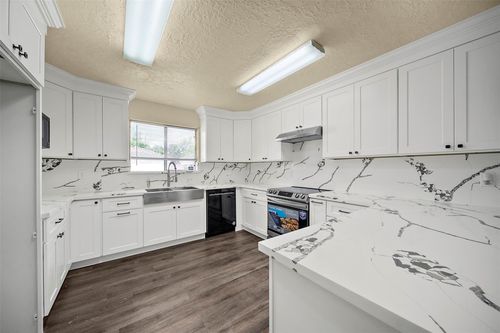 14107 Woodnook Dr, Houston, TX, 77077-1420 | Card Image