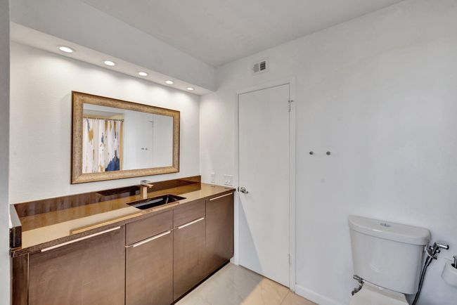211 - 4100 N Highway A1a, Condo with 3 bedrooms, 3 bathrooms and null parking in Hutchinson Island FL | Image 43