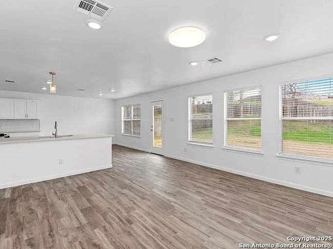 221 Peppergrass Cv, House other with 4 bedrooms, 3 bathrooms and null parking in Kyle TX | Image 17