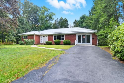 600 Rockland Ave, Punxsutawney, PA, 15767-2436 | Card Image
