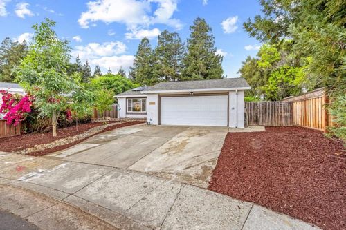 1300 Meadow Ct, Morgan Hill, CA, 95037-3341 | Card Image