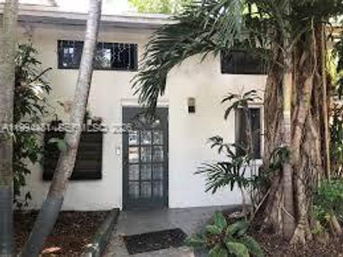 2231 Sw 57th Ct, Miami, FL, 33155-2238 | Card Image
