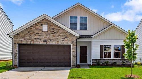 2563 Raspberry Hill Dr, Winston-Salem, NC, 27106 | Card Image