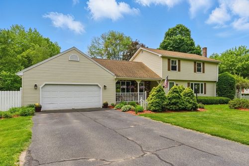 237 Bay Rd, Belchertown, MA, 01007-9790 | Card Image