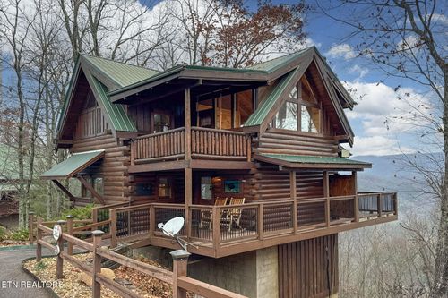 3640 Carsons Ridge Way, Sevierville, TN, 37862 | Card Image