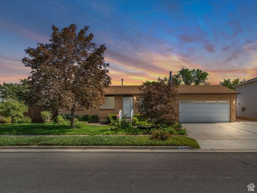 6073 S Nimbus Way, Salt Lake City, UT, 84118-5244 | Card Image