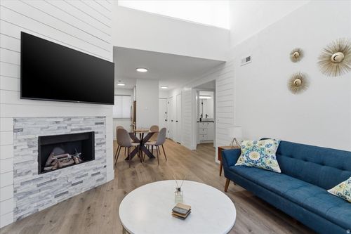 apt-7c-2270 E 4500 S, Salt Lake City, UT, 84117-4456 | Card Image