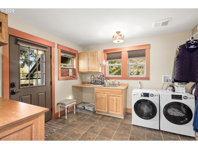 96 Pearce Rd, House other with 3 bedrooms, 2 bathrooms and 1 parking in White Salmon WA | Image 23