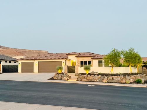 382 E Zion Trl N, Toquerville, UT, 84774-5121 | Card Image