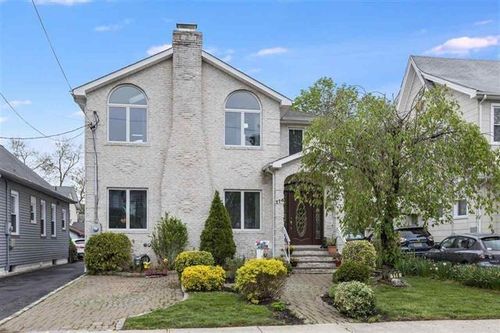 114 Cedar St, Nutley, NJ, 07110-2122 | Card Image