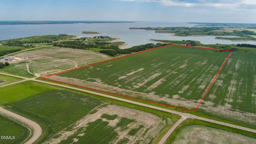 1 Beulah Bay Rd, Beulah, ND, 58523 | Card Image