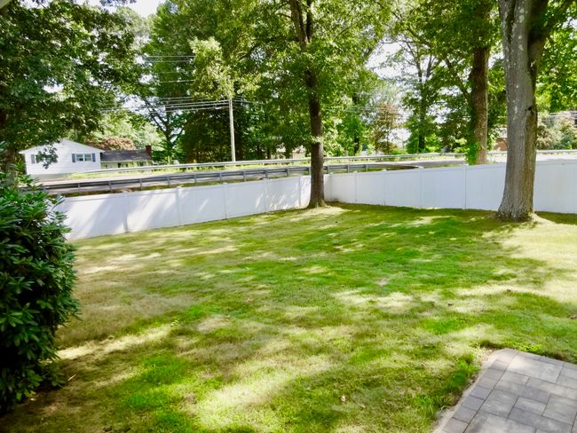 1 Birchwood Dr, House other with 3 bedrooms, 1 bathrooms and null parking in Ansonia CT | Image 31