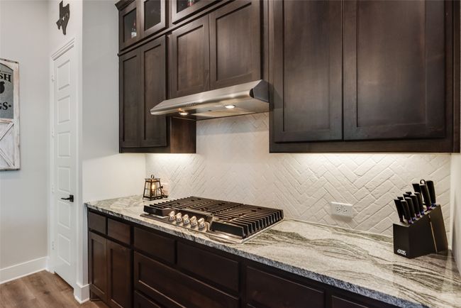1821 Rough Ridge Trl, House other with 3 bedrooms, 2 bathrooms and null parking in Midlothian TX | Image 17