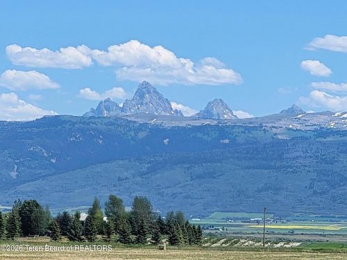 5000 Bates Rd, Driggs, ID, 83422 | Card Image