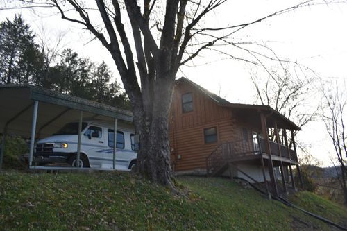 4755 Medley Amonette Rd, Buffalo Valley, TN, 38548-5216 | Card Image