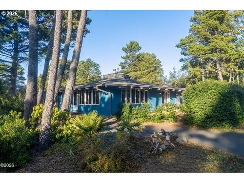 225 Monterey Ave, Lincoln City, OR, 97367-5259 | Card Image