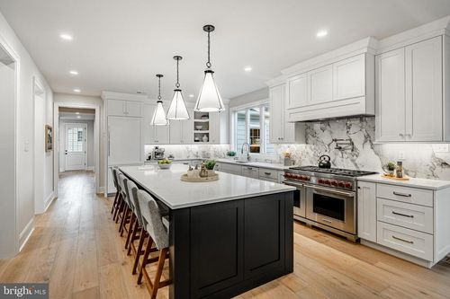 407 Oakwynne Dr, WYNNEWOOD, PA, 19096-2304 | Card Image