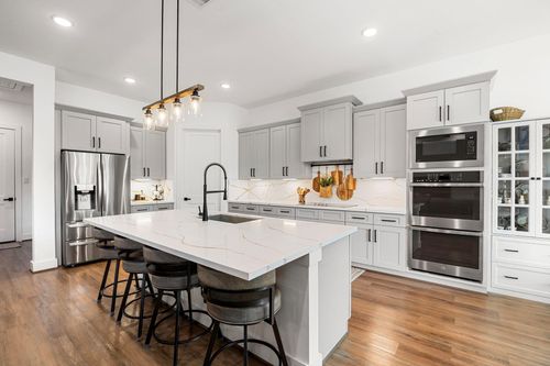 12018 Brightwood Dr, Montgomery, TX, 77356-7920 | Card Image