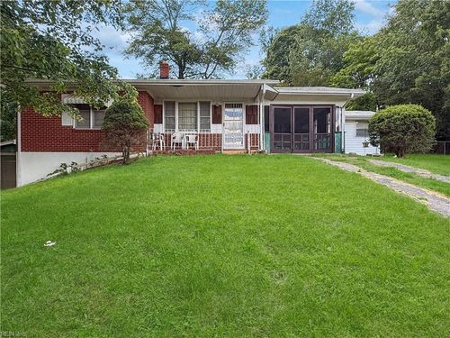 70 Ridgelane Dr, Martinsville, VA, 24112-0583 | Card Image