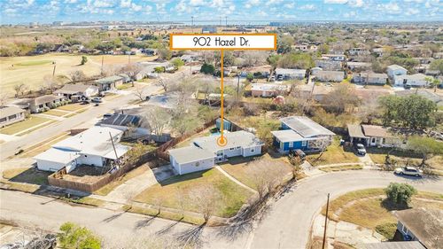 902 Hazel Dr, Corpus Christi, TX, 78412-3538 | Card Image