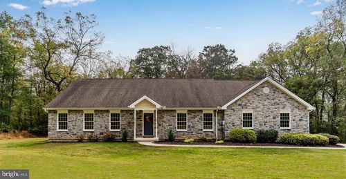 450 Stone Jug Rd, Lewisberry, PA, 17339-9174 | Card Image