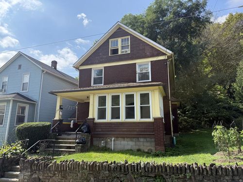 210 Southmont Boulevard, Johnstown, PA, 15905 | Card Image