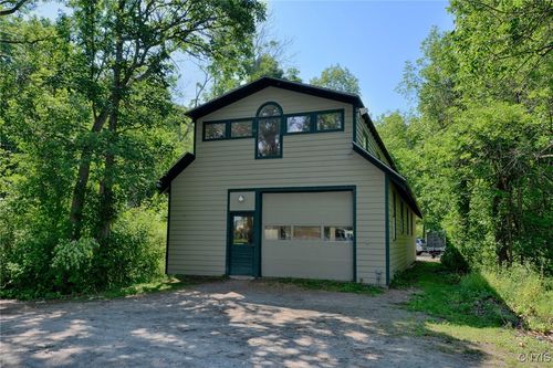 1057 Bayshore Ave, Thousand Island Park, NY, 13692 | Card Image