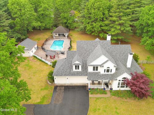 31 Briarhurst Dr, Gansevoort, NY, 12831-1040 | Card Image