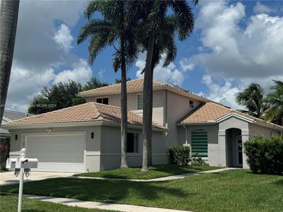 2031 Nw 180th Way, House other with 4 bedrooms, 3 bathrooms and null parking in Pembroke Pines FL | Image 1