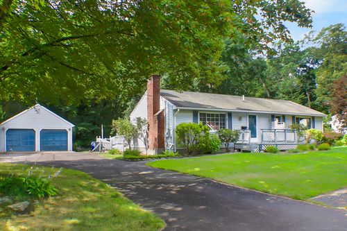 52 Field Rd, Enfield, CT, 06082-2542 | Card Image