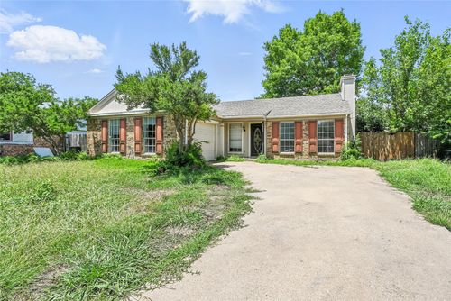 3905 Dogwood Ct, Fort Worth, TX, 76137-1631 | Card Image
