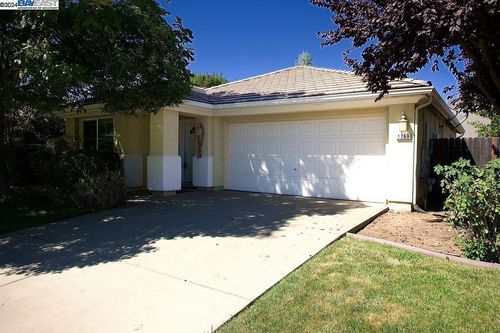 1269 Kensington Dr, Plumas Lake, CA, 95961-9151 | Card Image