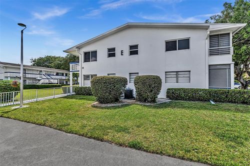 117-117 Westbury E, Deerfield Beach, FL, 33442-3215 | Card Image