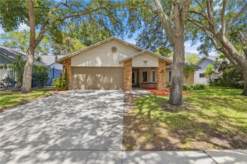 1570 Club Dr, TARPON SPRINGS, FL, 34689-7027 | Card Image