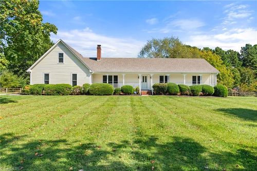 5107 Foxview Dr, Pleasant Garden, NC, 27313-9572 | Card Image