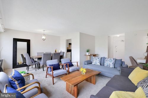 apt-1728n-5500 Friendship Blvd, CHEVY CHASE, MD, 20815-7257 | Card Image