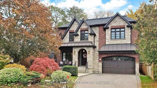 1 Dustan Cres, East York, ON, M4J4G4 | Card Image