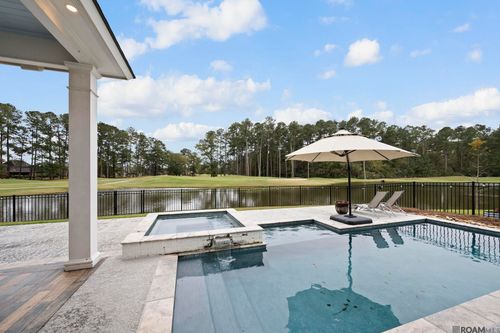 9421 Saint Andrews Ct, Denham Springs, LA, 70726-6493 | Card Image