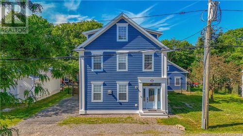 113 Queen St, St Andrews, NB, E5B1C7 | Card Image