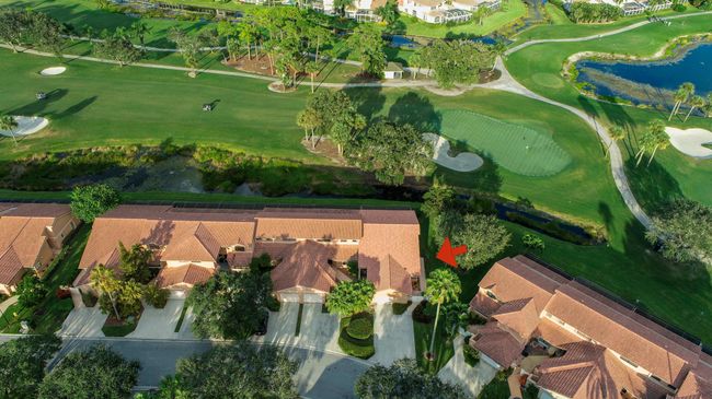 533 Prestwick Cir, Townhouse with 2 bedrooms, 2 bathrooms and null parking in Palm Beach Gardens FL | Image 4