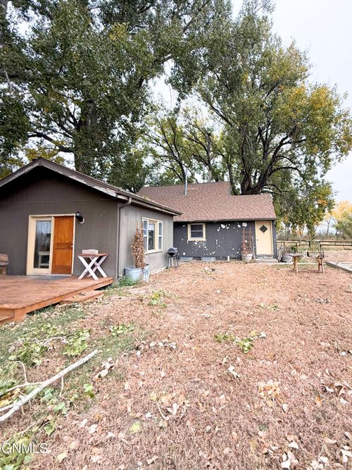 34250 County Road 110, Savage, MT, 59262-9412 | Card Image