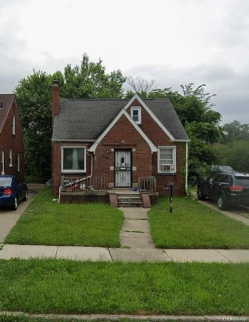 8616 Lauder St, Detroit, MI, 48228-2485 | Card Image